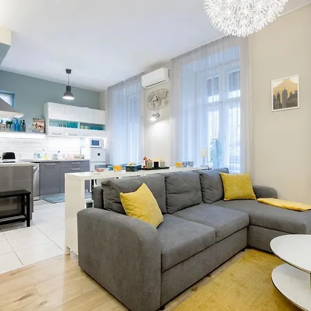 Pearl In The Heart Of The Apartament